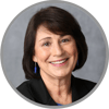 Lynn graves headshot